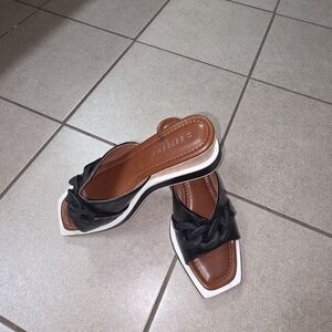 EXTRA FINE Black and Brown Women's Mules